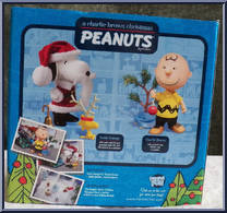 Santa Snoopy from A Charlie Brown Christmas - Box Sets manufactured by Forever Fun [Back]