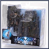 Predator with Base from Alien vs Predator - Mini-Diorama Playsets manufactured by McFarlane [Front]