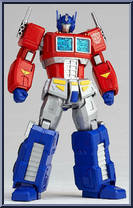 Optimus Prime from Amazing Yamaguchi Revoltech - Transformers manufactured by Kaiyodo [Loose]