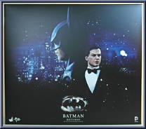 Batman & Bruce Wayne from Batman - Batman Returns manufactured by Hot Toys [Front]