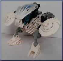 Kohrak from Bionicle - 2002 manufactured by Lego [Loose]