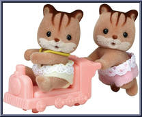 Hazelnut Chipmunk Twins Action Figure