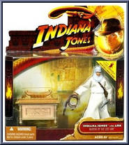 Indiana Jones (Ark) from Indiana Jones - Raiders of the Lost Ark - Deluxe Figures manufactured by Hasbro [Front]