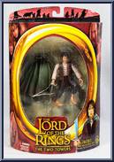 Frodo (Light-up Sting) from Lord of the Rings - Two Towers - Series 3 manufactured by Toy Biz [Front]