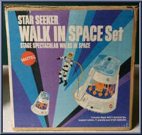 Star Seeker Walk In Space Set from Major Matt Mason - Super Packs - Boxed manufactured by Mattel [Front]