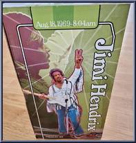 Jimi Hendrix (Woodstock) (Deluxe) from McFarlane's Music - Basic Series manufactured by McFarlane [Side]