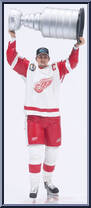 Stever Yzerman from McFarlane's Sports Picks - NHL - Series  6 manufactured by McFarlane [Loose]