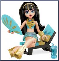 Gore-Geous Throne (Cleo de Nile) Action Figure
