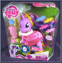Twilight Sparkle from My Little Pony: Friendship is Magic - Fashion Style Ponies manufactured by Hasbro [Front]