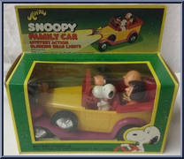 Family Car with Mystery Action Blinking Headlights Action Figure