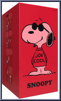 Snoopy (Joe Cool) from Peanuts - Supersize manufactured by Super7 [Front]