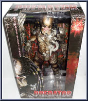Predator (Closed Mouth) from Predators - Quarter Scale manufactured by Neca [Front]
