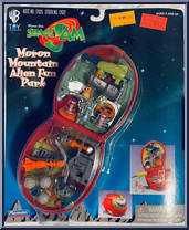 Moron Mountain Alien Fun Park from Space Jam - Mini Playsets manufactured by Playmates [Front]