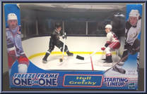 Brett Hull / Wayne Gretzky Action Figure