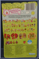 Blueberry Muffin (with Cheesecake) from Strawberryland Miniatures - Miniatures manufactured by Kenner [Back]