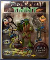 Leonardo from Teenage Mutant Ninja Turtles - 2007 Movie - Street Grindin' manufactured by Playmates [Front]