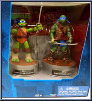 History of the Teenage Mutant Ninja Turtles Featuring Leonardo from Teenage Mutant Ninja Turtles - Classic Collection - Multi-Packs manufactured by Playmates [Front]