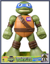 Ultimate Hero Leo from Teenage Mutant Ninja Turtles - Half Shell Heroes - Basic Series manufactured by Playmates [Front]