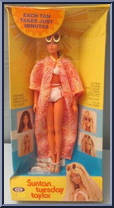 Suntan Tuesday Taylor (Blonde / Thin Stripes) Action Figure
