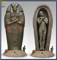 Mummy & Sarcophagus (Boris Karloff) from Universal Studios Monsters - Premium Format Figures manufactured by Sideshow [Loose]