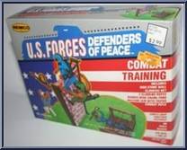 Combat Training from U.S. Forces - Major Action Playsets manufactured by Remco [Front]