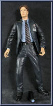 Fox Mulder (Suit & Corpse) from X-Files - Fight the Future - Series 1 manufactured by McFarlane [Mulder]