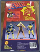 Cyclops from X-Men - 10" Deluxe Edition manufactured by Toy Biz [Back]