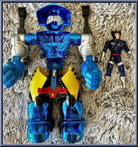 Wolverine from X-Men - Battle Action Mega-Armor manufactured by Toy Biz [Loose]