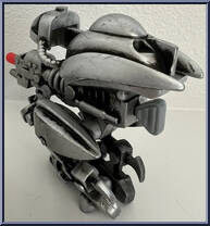 Wolverine (Battle Ravaged) from X-Men - Classics - 2000 Series manufactured by Toy Biz [Loose]