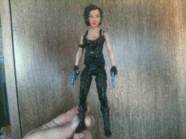 Final Chapter Alice (Resident Evil) Custom Action Figure
