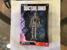 Bill Potts from “World Enough and Time” (Doctor Who) Custom Action Figure [Bill Potts]