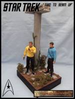 "Two to beam up" (Star Trek) Custom Diorama / Playset