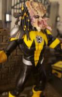 Yellow lantern Predator (yautja of sinestro Corp) (DC Universe) Custom Action Figure [Yellow lantern Predator]