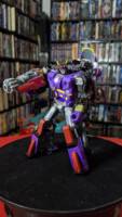 Shattered Glass Junkion: Schema Type 004 Recon (OC) (Transformers) Custom Action Figure