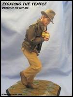 Indiana Jones & Escaping the temple (Indiana Jones) Custom Miniature / Figurine