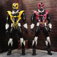 Pink and Yellow Psycho Rangers in toy colors (Bandai Legacy) (Power Rangers) Custom Action Figure