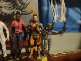 Full left 4 dead crew (OLD/PROTOTYPE) (Left 4 Dead) Custom Action Figure