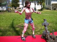 Female Jogger Zombie (Zombies) Custom Action Figure