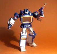 Scratch Build Gladky Masterpiece Soundwave (Transformers) Custom Action Figure