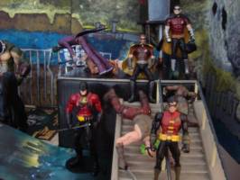 Arkham Robin Repaint (DC Direct) Custom Action Figure