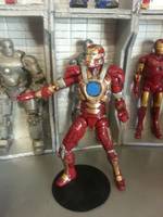 Iron Man Heartbreaker Mark Xvii (Iron Man) Custom Action Figure