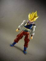 S.H Figuarts Yardrat Goku (Dragonball Z) Custom Action Figure