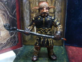 Dwarf Warrior w/War Hammer (Hobbit) Custom Miniature / Figurine