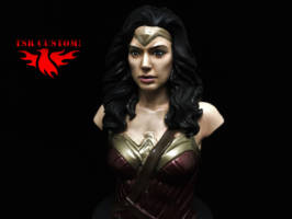 Gal Gadot as Wonder Woman (Bust) (Wonder Woman) Custom Statue / Bust