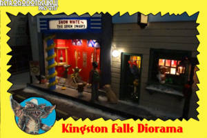 Kingston Falls Diorama (Gremlins) Custom Diorama / Playset [Kingston Falls Diorama]