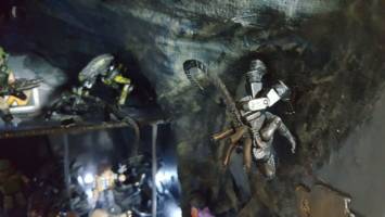 ALIENS Minimates LV426 diorama (Minimates) Custom Diorama / Playset [They're coming out of the walls!]