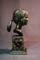 Ellie (The Last of Us: Survivor) (Last of Us) Custom Statue / Bust