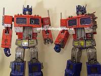 Dark Awakening Optimus Prime 2 (Transformers - Alternators) Custom Action Figure